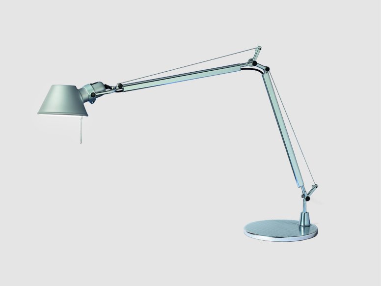 Flexibly adjustable aluminium desk lamp