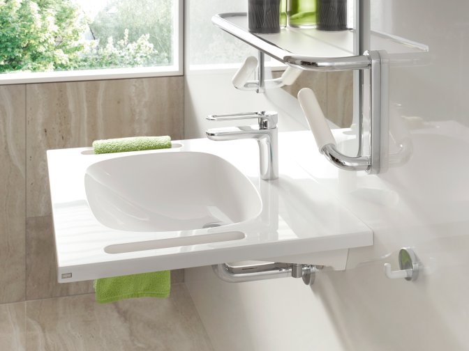 Washbasin with tap
